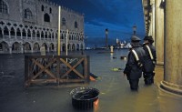 AIGINIONEWS: Πλημμύρισε η Βενετία – Η δεύτερη μεγαλύτερη πλημμύρα στην ιστορία της