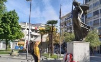 AIGINIONEWS:Αντιπροσωπεία στελεχών ΣΥΡΙΖΑ-Προοδευτική Συμμαχία Πιερίας στην εκδήλωση τιμής και μνήμης της Πρωτομαγιάς