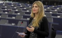 AIGINIONEWS: Η Εύα Καϊλή υποψήφια για μία θέση αντιπροέδρου στο ευρωκοινοβούλιο