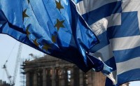 Η Ελλάδα πιέζει τους πιστωτές της για το ζήτημα του χρέους